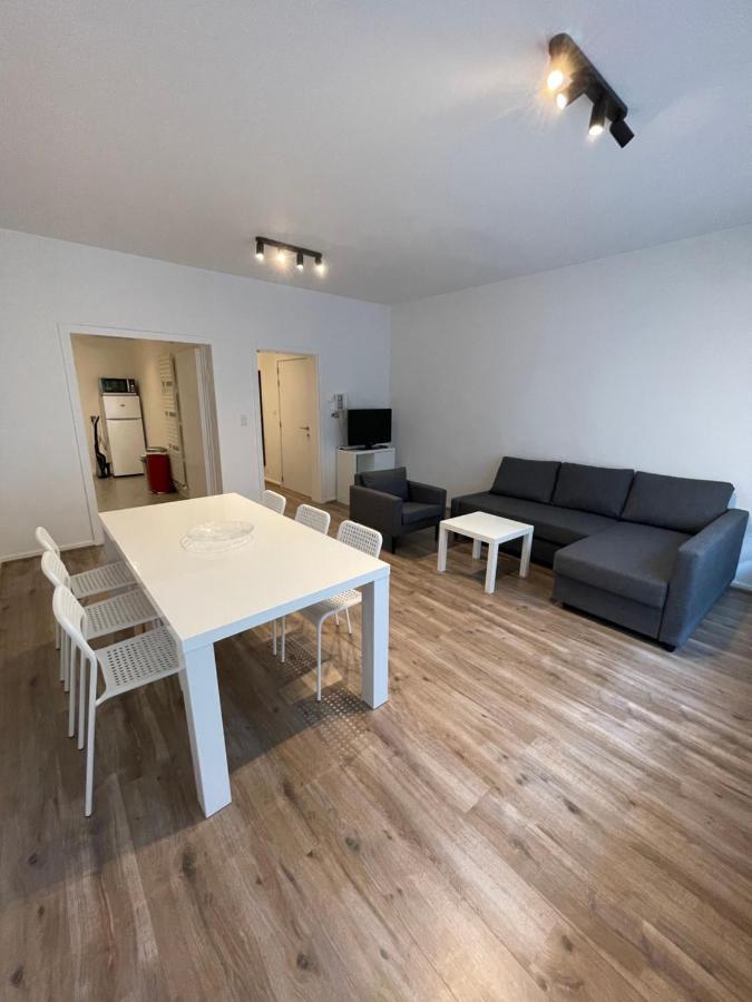 Lovely 2 Bedroom Appartment Near Knokke-Strand Beach Bar ภายนอก รูปภาพ